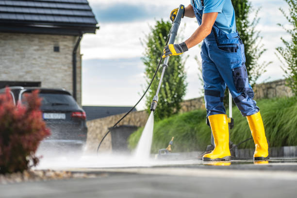 Best Patio and Deck Pressure Washing  in Stockton, IL